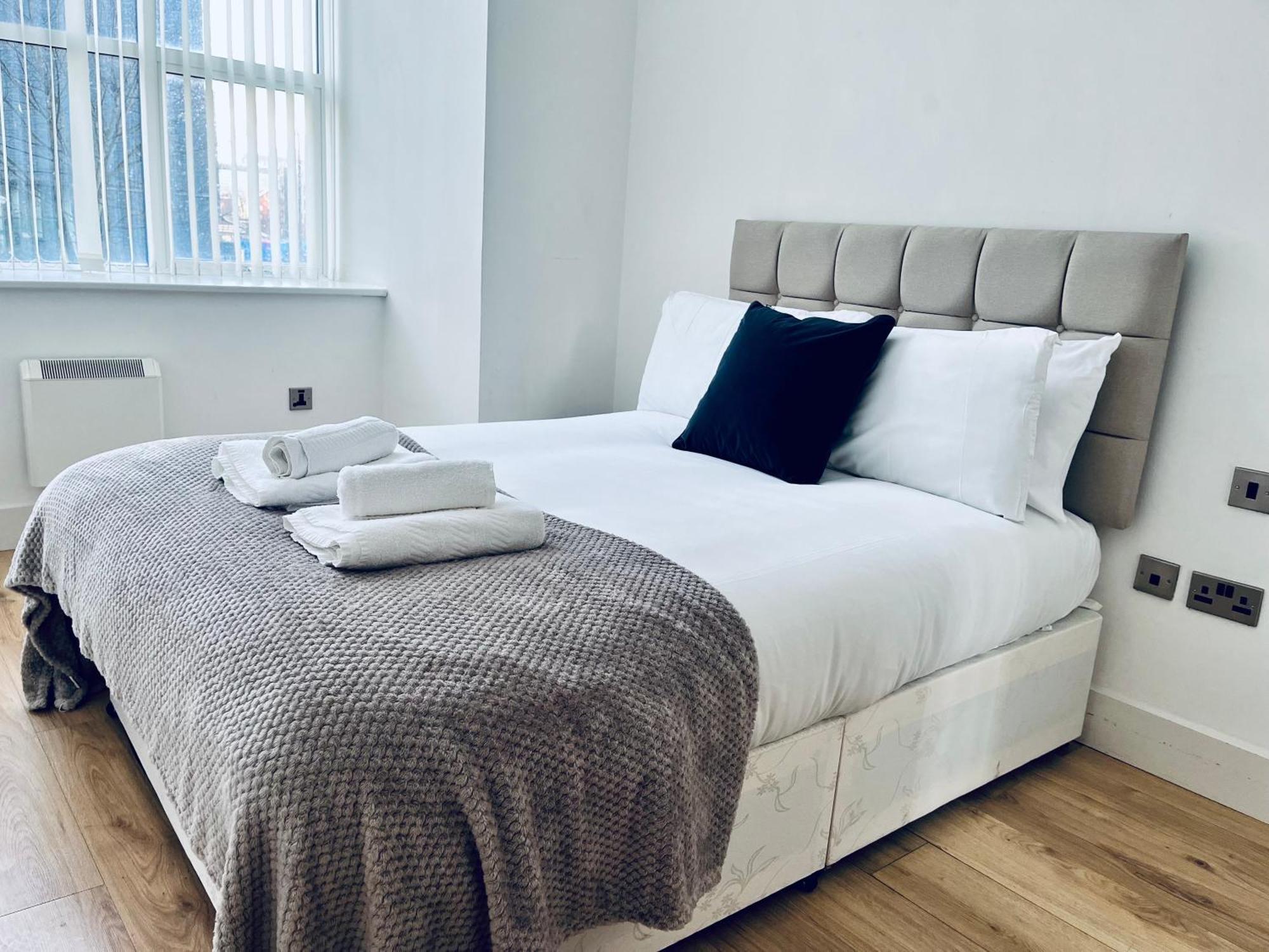 Fantastic Mill Apartment - 2023 Travellers Award Winner! Манчестер Экстерьер фото